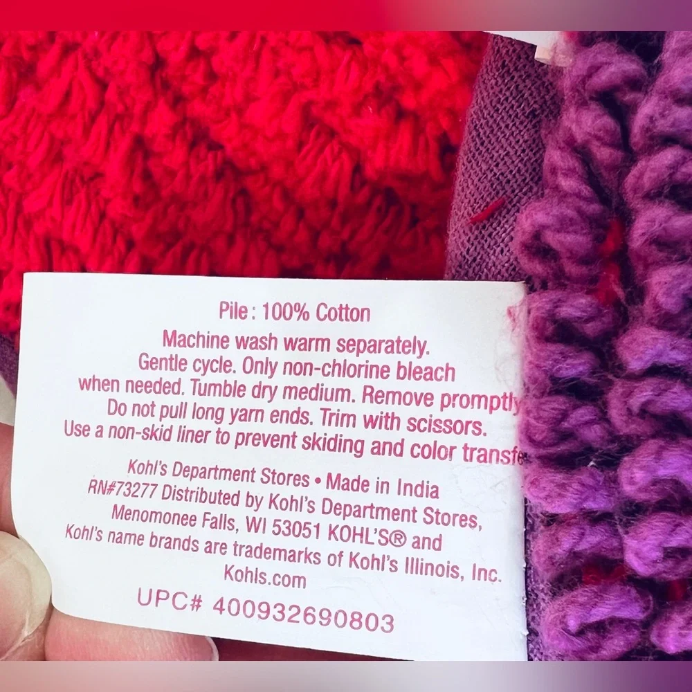 Heart-Shaped Purple and Red Bath Mat